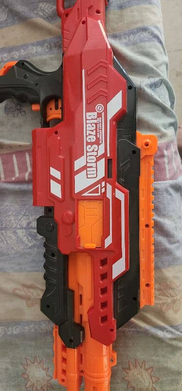 Nerf Blaze Storm with loader 4