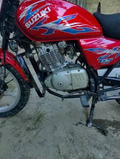 Suzuki GS 150 SE