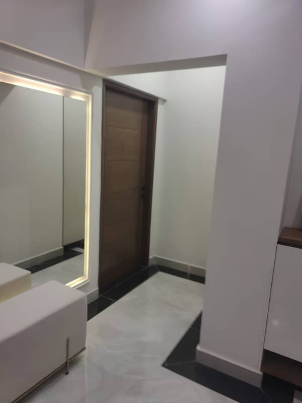 Zulekha Corner Furnished 3 Bed D/D Apartment For Sale 15