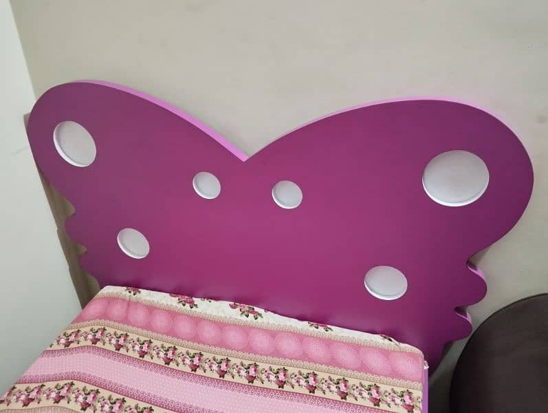 single bed like baby bed 2