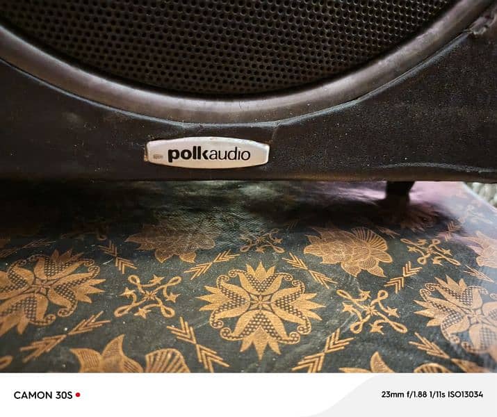 Polkaudio powerd subwoofer 10" 1