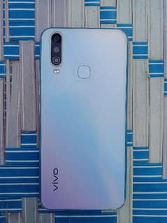 Vivo y 17 6 gb ram 128 gb memory