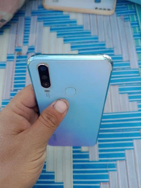 Vivo y 17 6 gb ram 128 gb memory 2