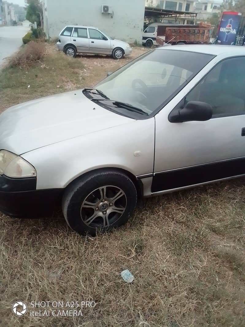 Suzuki cultus 6