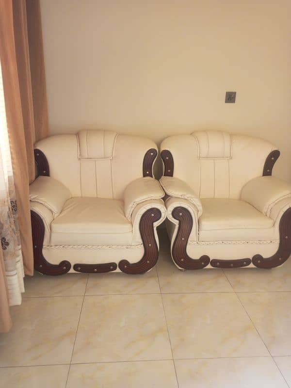 7 seater leather sofa set with table 3