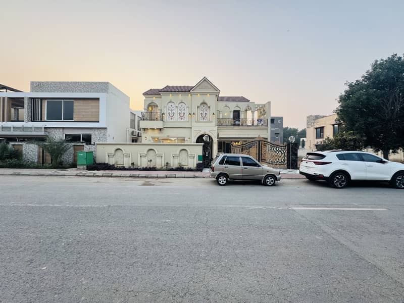 One Kanal Ultra Classic Architect Designer House For Sale In Bahria Town Lahore 19