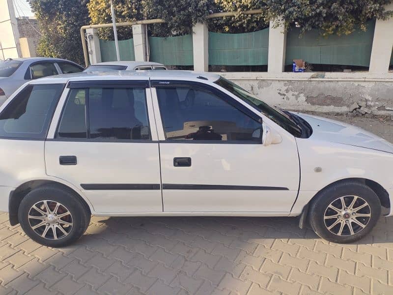 Suzuki Cultus VXR 2014 9