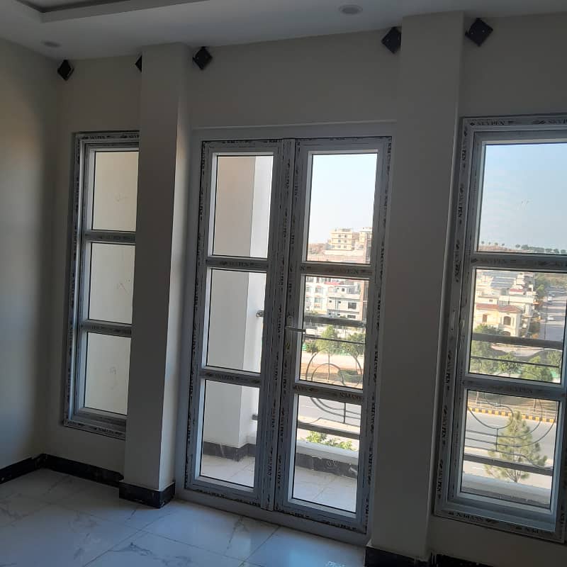 1bed room apartment available for rent in bahria enclave 5