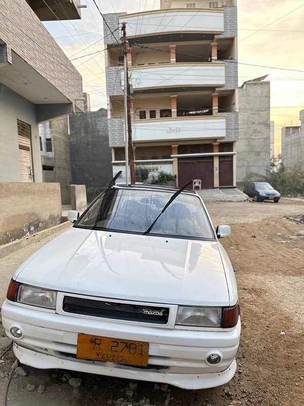 Mazda 323 1990 10