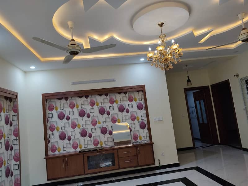 14 Marlas Prime Location BASEMENT With Parking Boring Near Kashmir Highway G-13/1 11