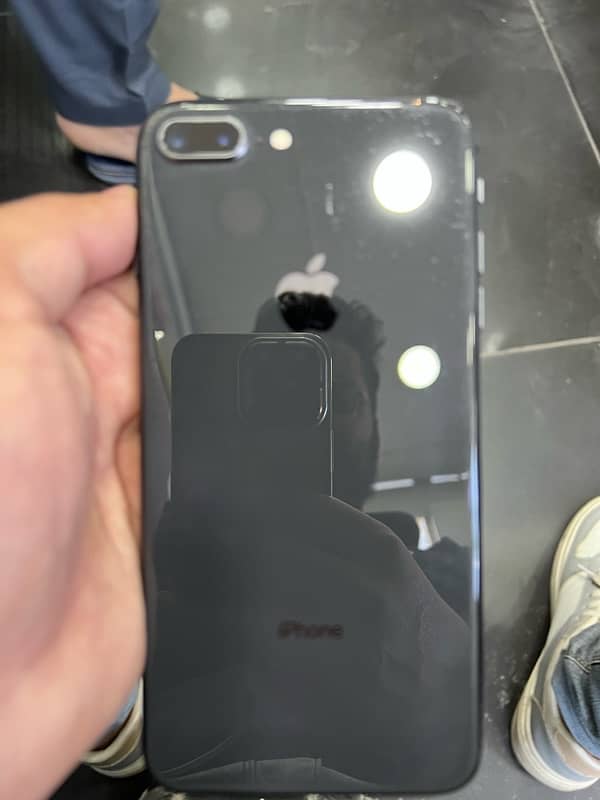 iPhone 8plus 256GB PTA Approved 4