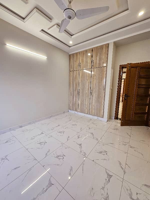 10 Marlas Tile Flooring New Ground Floor Near Kashmir Highway G-13/4 3