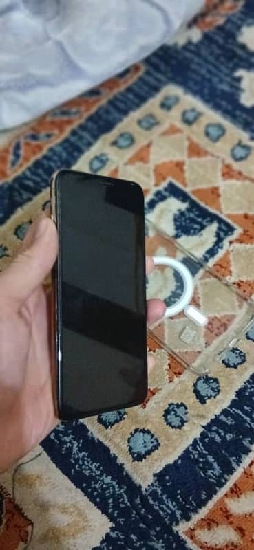 64 gb 10/10 condition Face ID off baqi mobile 10/10 2