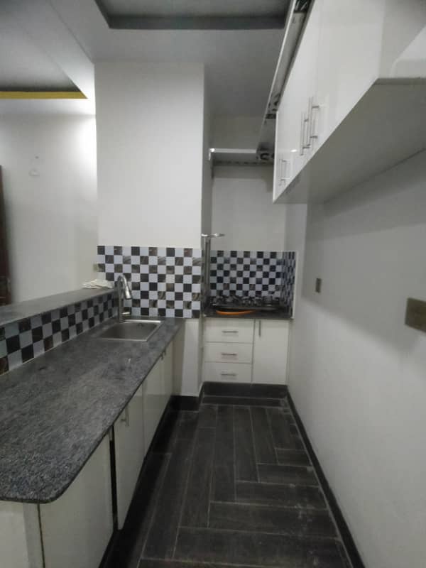 2 Bed DD Flat For Rent 4Th Floor Without Gas Lift Available 6