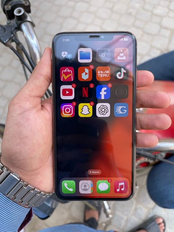 iphone xs max 2