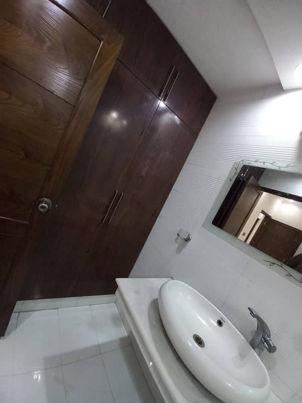 10 Marla Used House At Prime Location Like Brand New For Sale Rafi Block Bahria Town Lahore 11