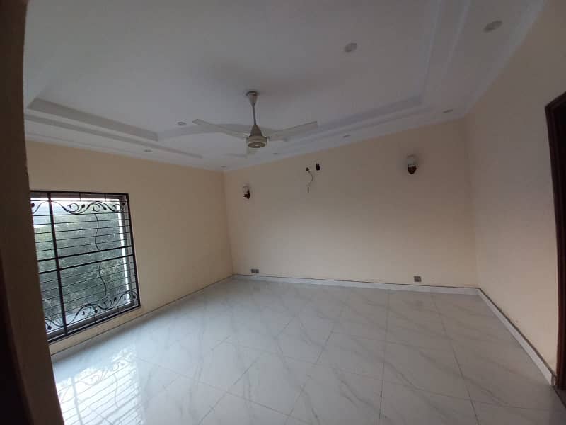 10 Marla Used House At Prime Location Like Brand New For Sale Rafi Block Bahria Town Lahore 13