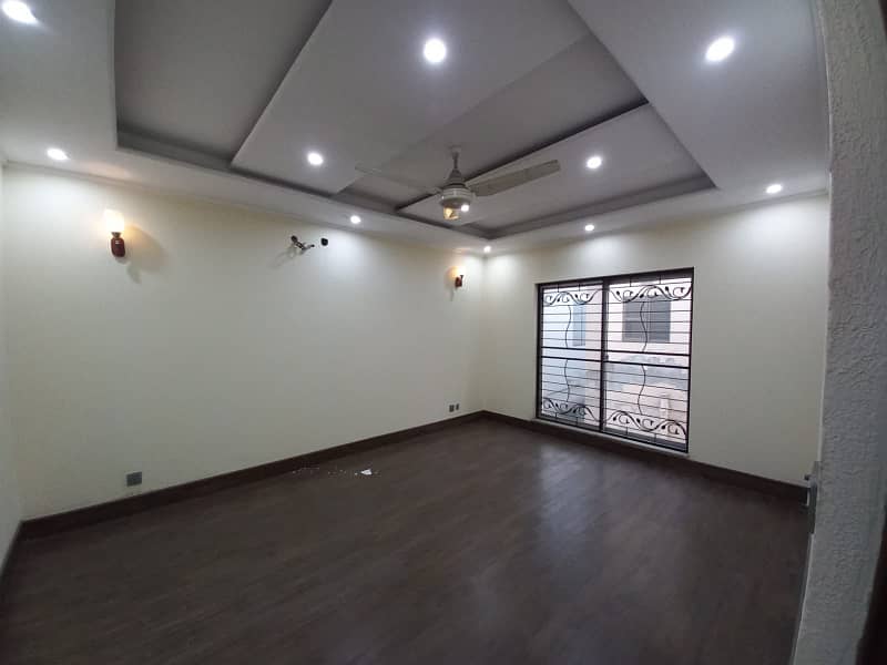 10 Marla Used House At Prime Location Like Brand New For Sale Rafi Block Bahria Town Lahore 15