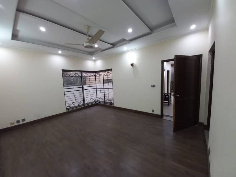 10 Marla Used House At Prime Location Like Brand New For Sale Rafi Block Bahria Town Lahore 20