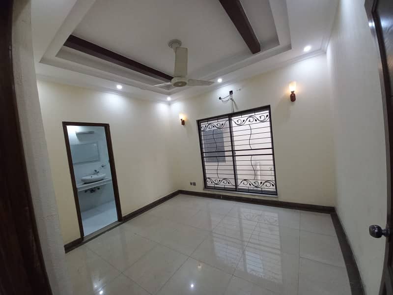 10 Marla Used House At Prime Location Like Brand New For Sale Rafi Block Bahria Town Lahore 25