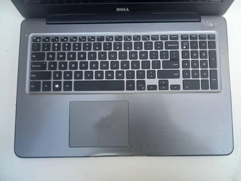 Dell Loptap 5567 2