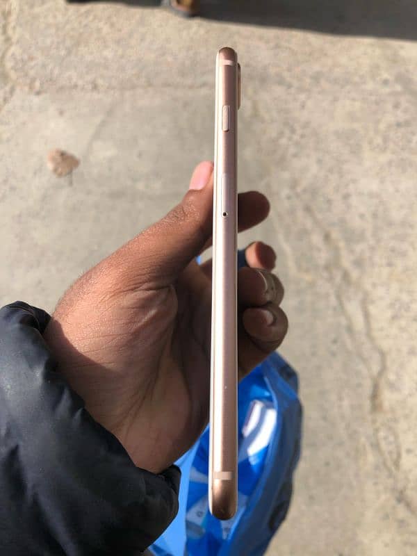 iphone 8 plus pta proved 256 gb 4