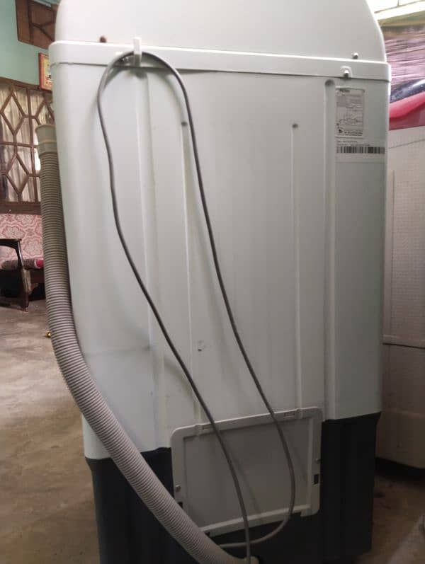 Haier semi automatic washing machine 12kg (HWM 120 35FF) 2024 model 2