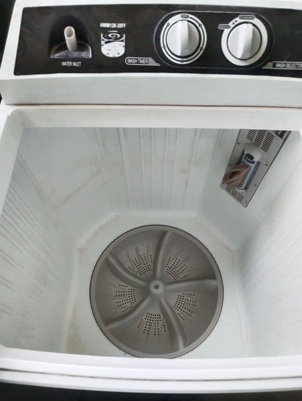 Haier semi automatic washing machine 12kg (HWM 120 35FF) 2024 model 4