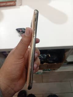 iPhone 11pro max 256gb fu exchange possible