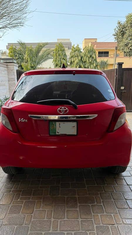 Toyota Vitz 2012 contact 03234084936 2