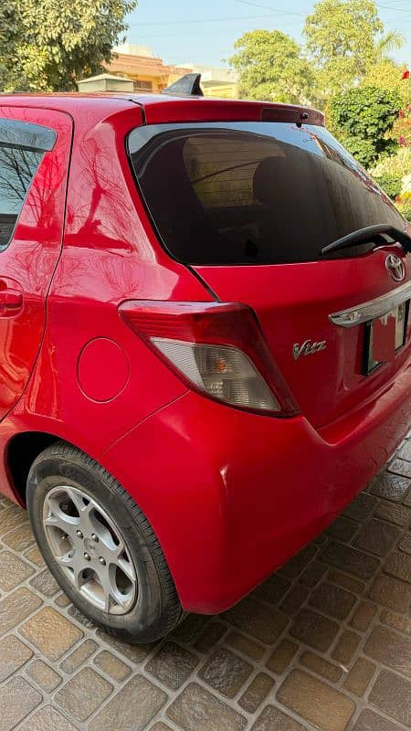 Toyota Vitz 2012 contact 03234084936 3