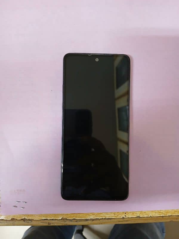 Samsung A51 one hand used and box 2