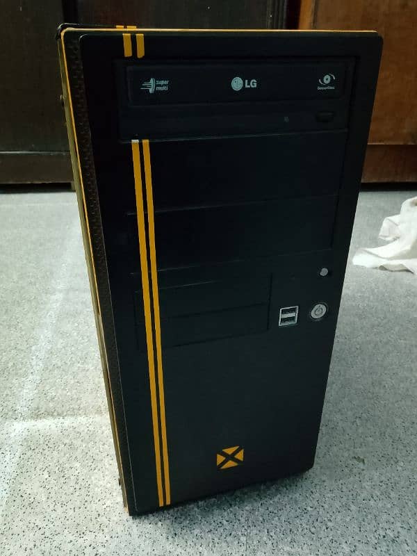 GAMING PC CASE 1