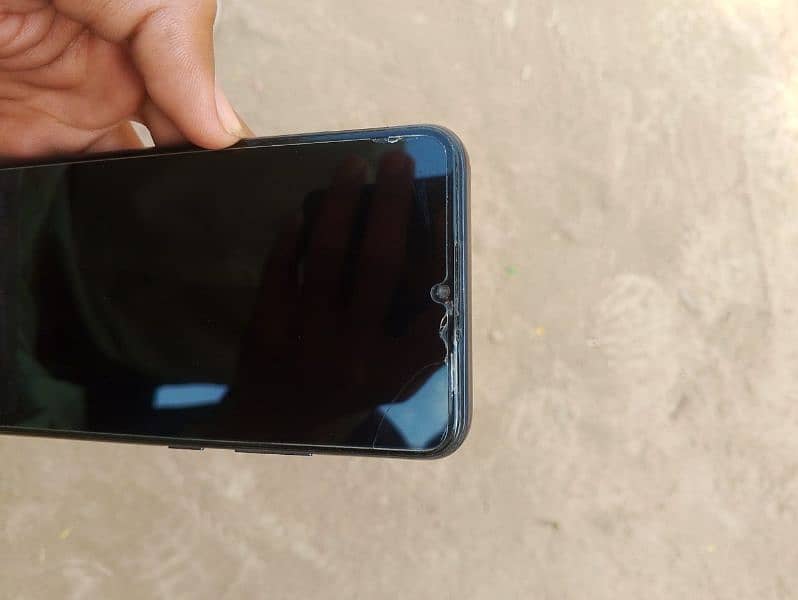 Realme C25 4/128 1