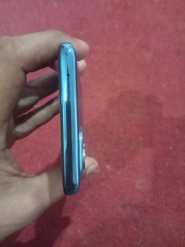 One plus 9 Dual SIM original CP. id 12.256ram. Condition 10 by 10 4