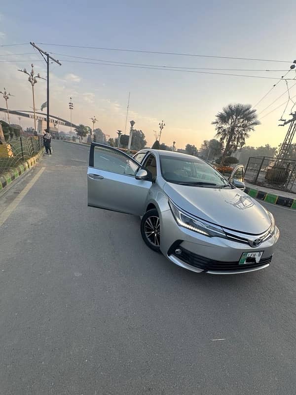 Toyota Corolla Altis 2018 11