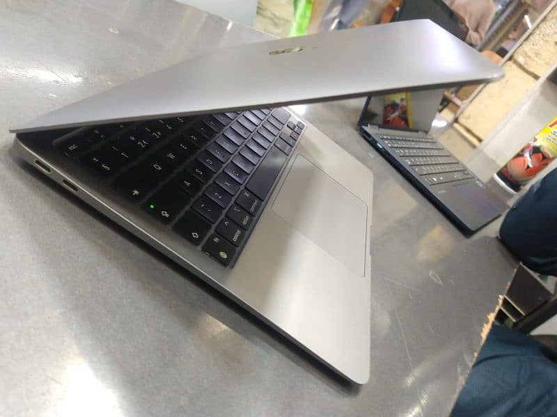 Macbook m1 Air 8GB ram 256GB ssd 2