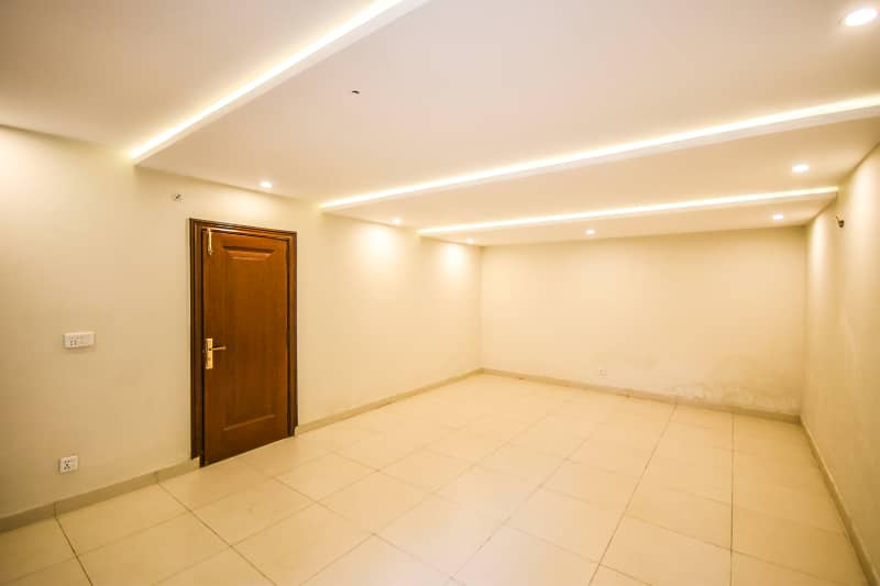 Brand new 1 Kanal Upper Portion Available for Rent in DHA Phase 8 Ex Air Avenue 17