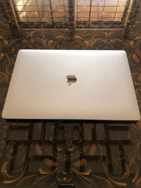 MBP 2019 16”, 512 - 16 GB 0