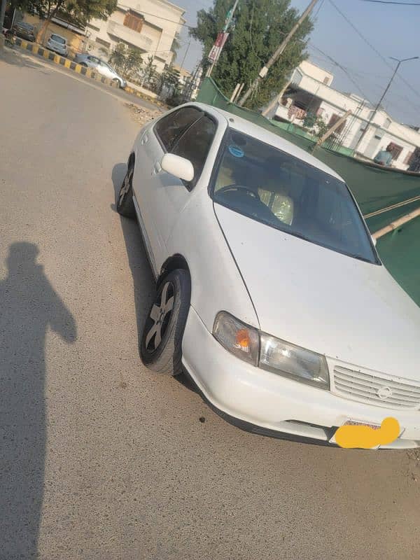 Nissan Sunny 1998 3