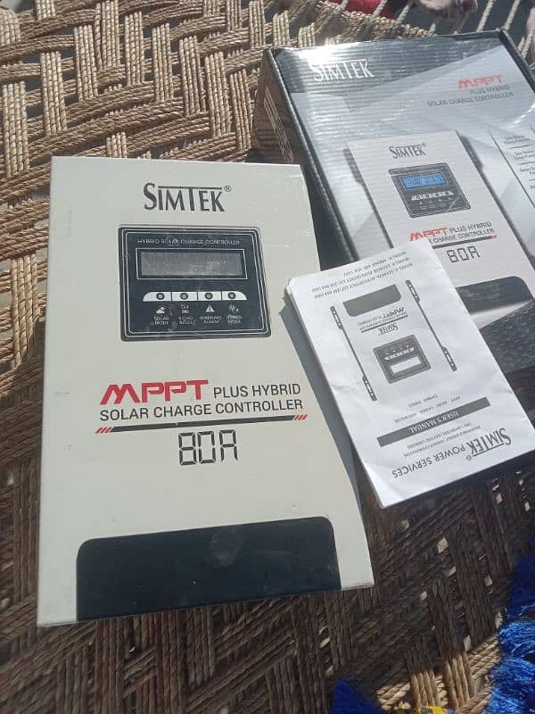 MPPT Solar Charge Controller 80 Ampere 2