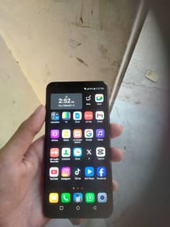 LG V30THINQ phone number 03700901404