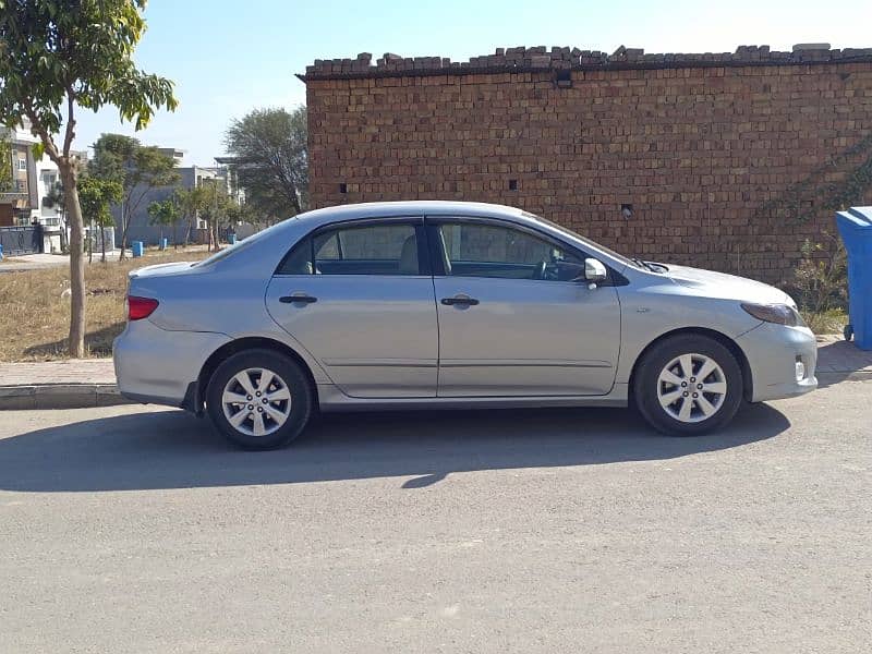 Toyota Corolla GLI 2011 5