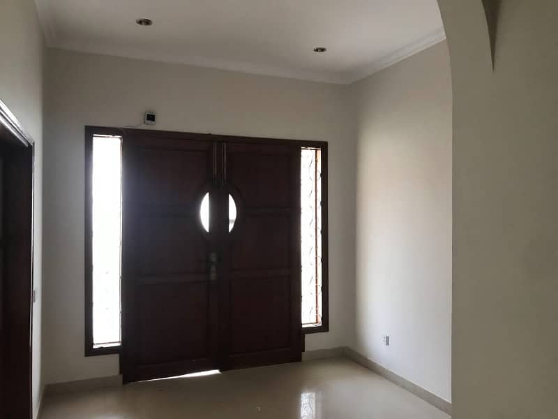 Upper portion for Rent 5