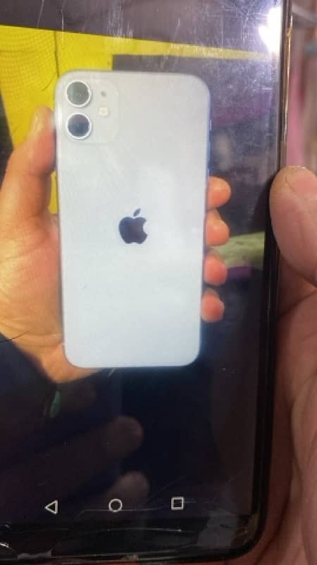 iphone 11 10/10 condition 0