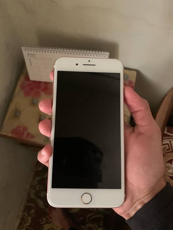 IPHONE 7PLUS ROM 32 ALL NON PTA ALL OKI HAI PHONE NUM 03153858993 1