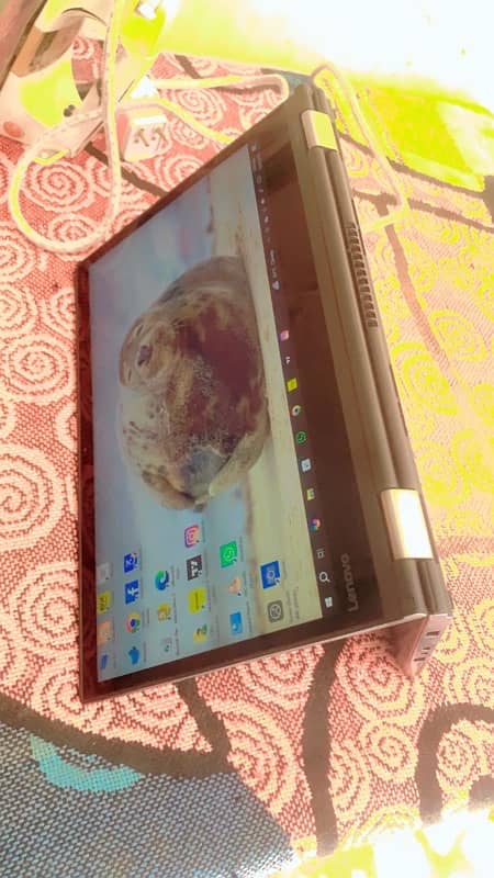 LENOVO Yoga 370 1