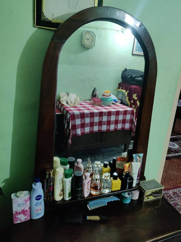 Dressing table 2