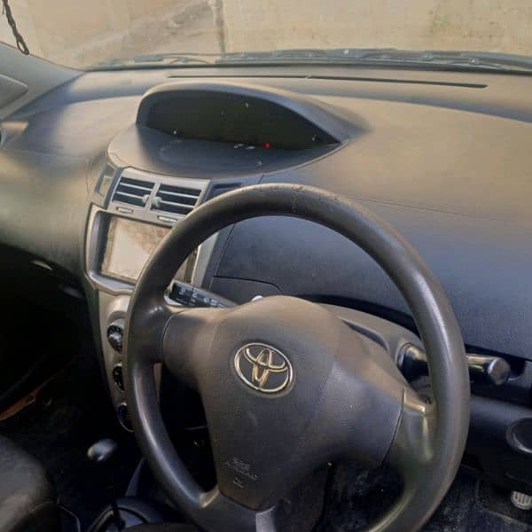 Toyota Vitz 2006 2