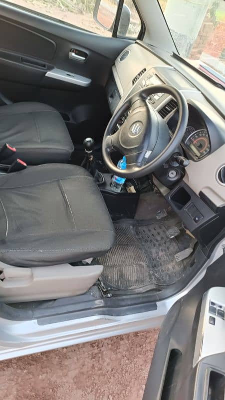 Suzuki Wagon R 2017 5